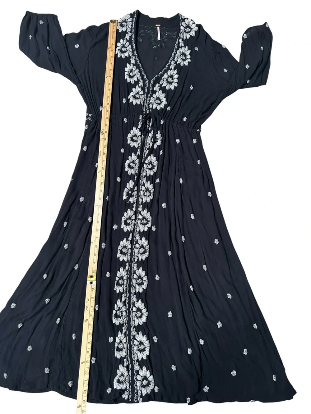 Free People Fable Embroidered Peasant Boho Midi Dress White Floral Embroidery, M